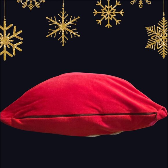 Phantoscope Pillow Cover Polar Bear With Gift Santa Hat Red White Needle Punch - Picture 3 of 6